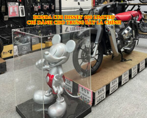 HONDA-CUB-DISNEY-100-LIMITED-CHI-DANH-CHO-TRUNG-BAY-LA-CHINH