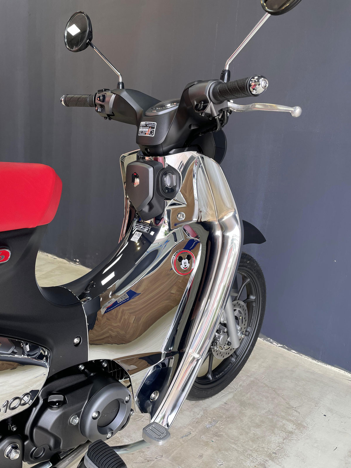 Xe-Cub-C125-Disney-101