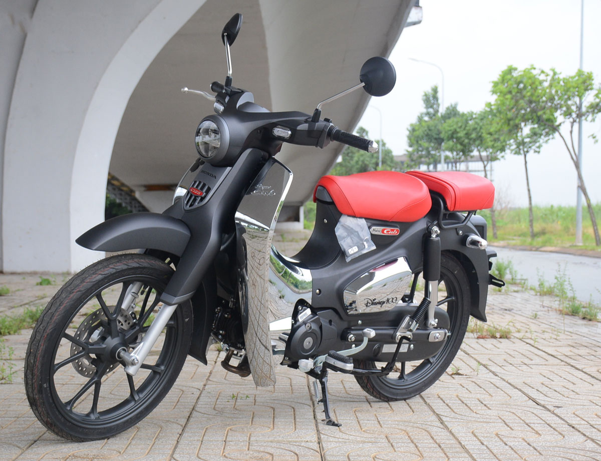 honda-cub-disney-100-limited