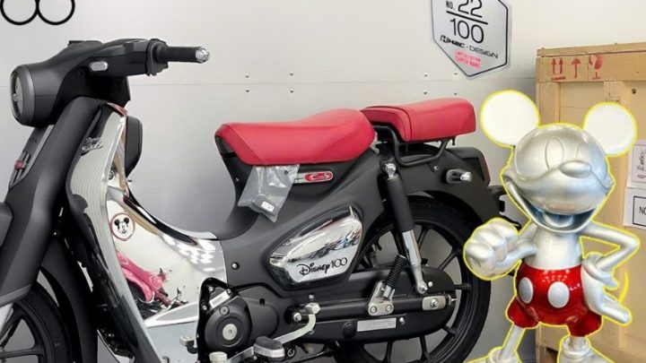 Honda Cub C125 Disney