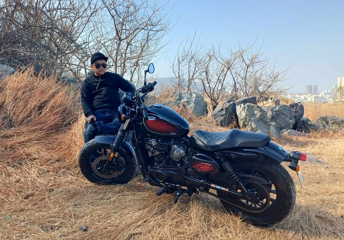 xe Hyosung 300cc được trang bị công nghệ van DOHC