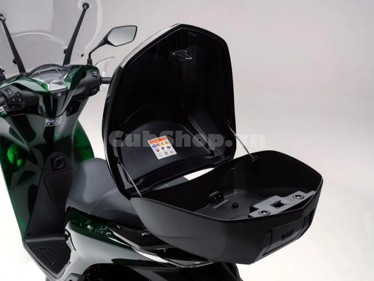 Những hình ảnh mới nhất Honda SH Vetro 2024 nhập Ý sắp chạm đất Việt Nam