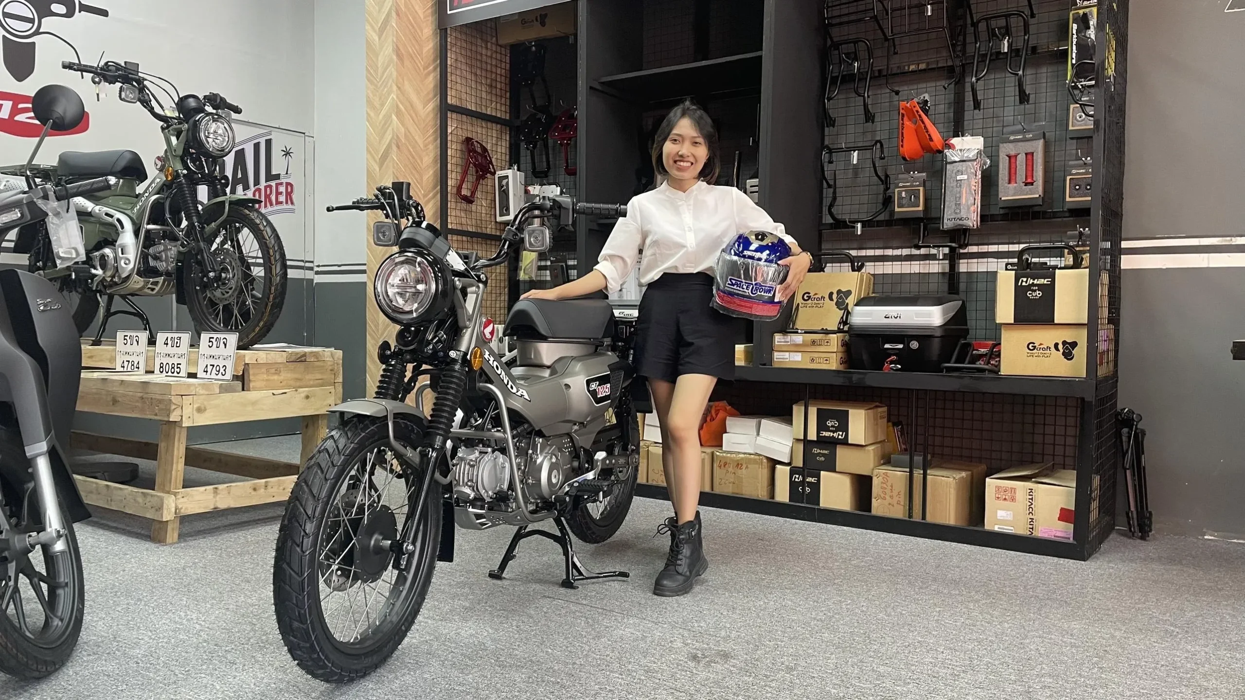 Cần tư vấn xe. Gọi ngay bạn Vy ngọt ngào 0906.990.538