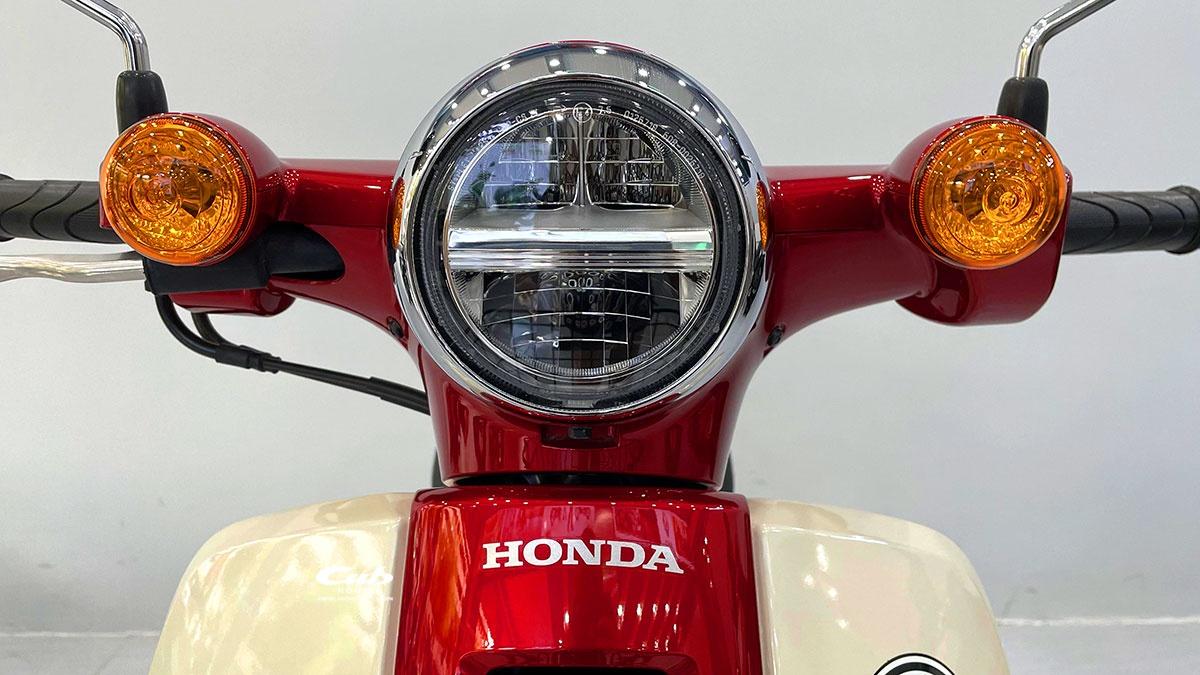 Honda Super Cub 110 Thái Lan – Yên liền siêu đẹp