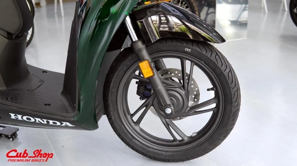SH125i Vetro nhập khẩu Ý