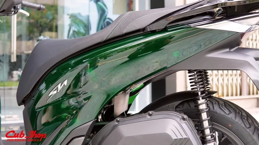 SH125i Vetro nhập khẩu Ý