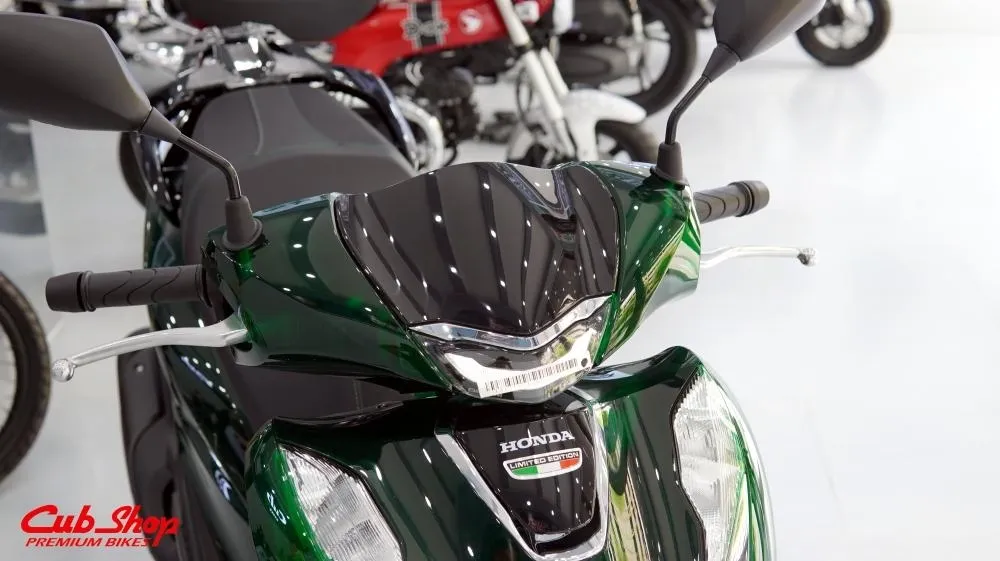 SH125i Vetro nhập khẩu Ý