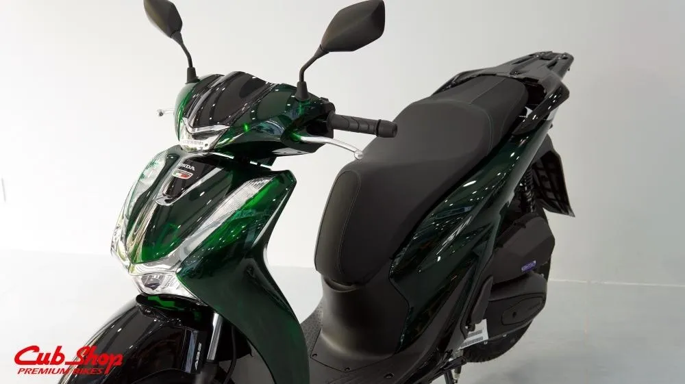 SH125i Vetro nhập khẩu Ý