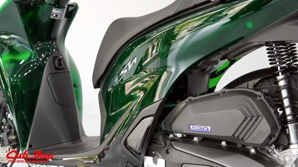 SH125i Vetro nhập khẩu Ý