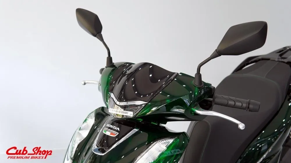 SH125i Vetro nhập khẩu Ý