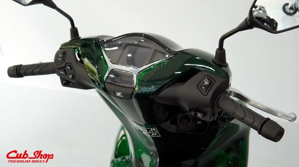 SH125i Vetro nhập khẩu Ý