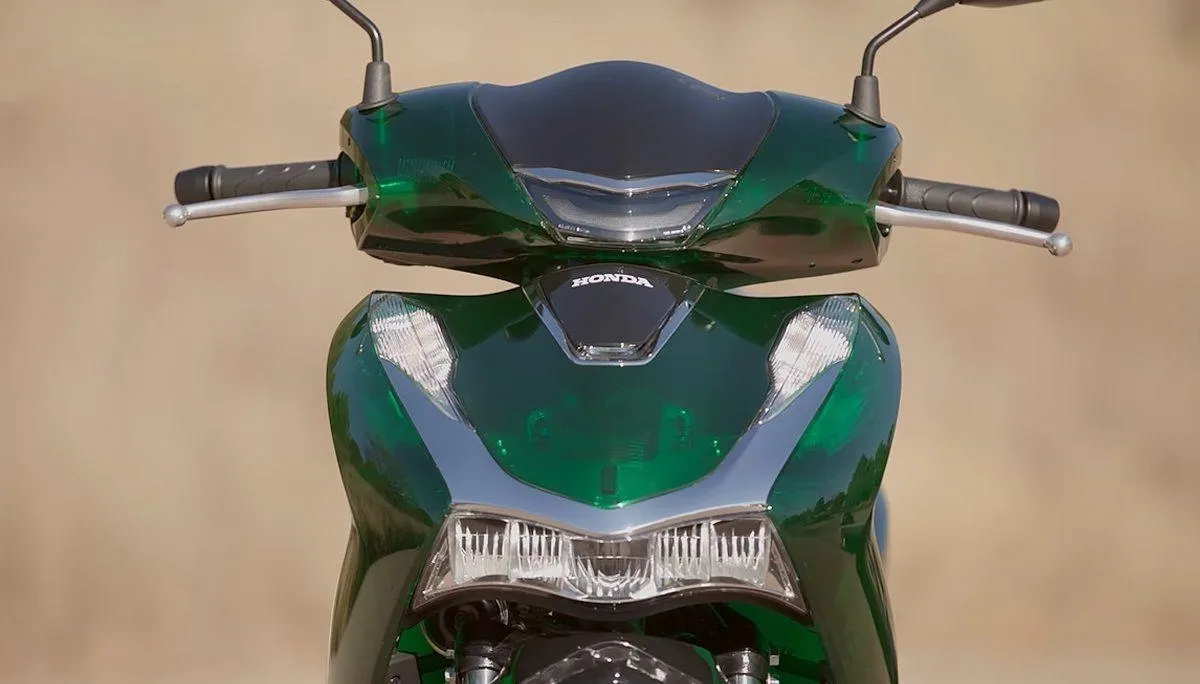 SH125i Vetro nhập khẩu Ý