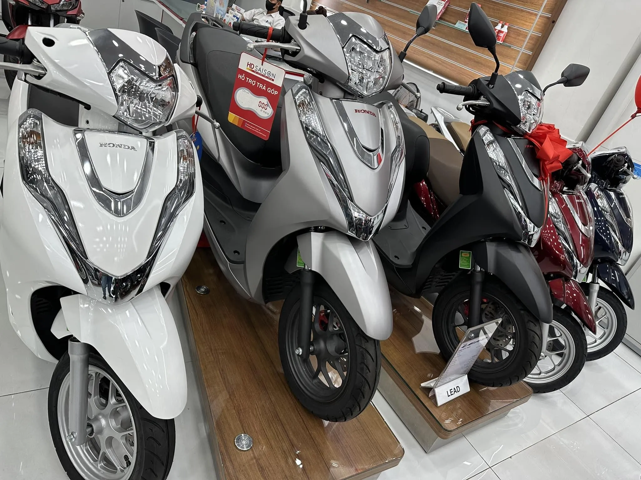 Giá xe máy Honda Lead