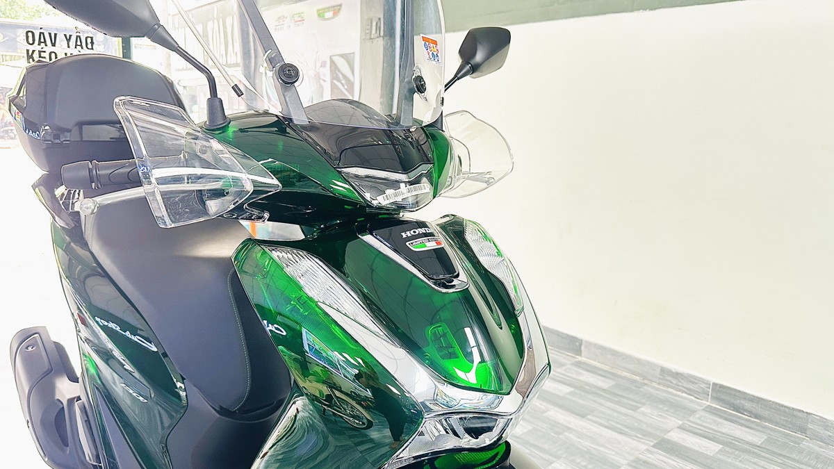 Kính Chắn Gió Xe SH Vetro Ý – Sh150i /Sh125i Vetro