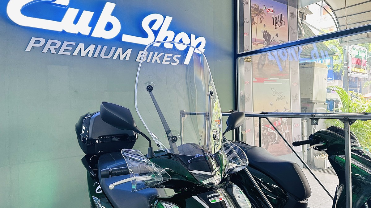 Kính Chắn Gió Xe SH Vetro Ý – Sh150i /Sh125i Vetro