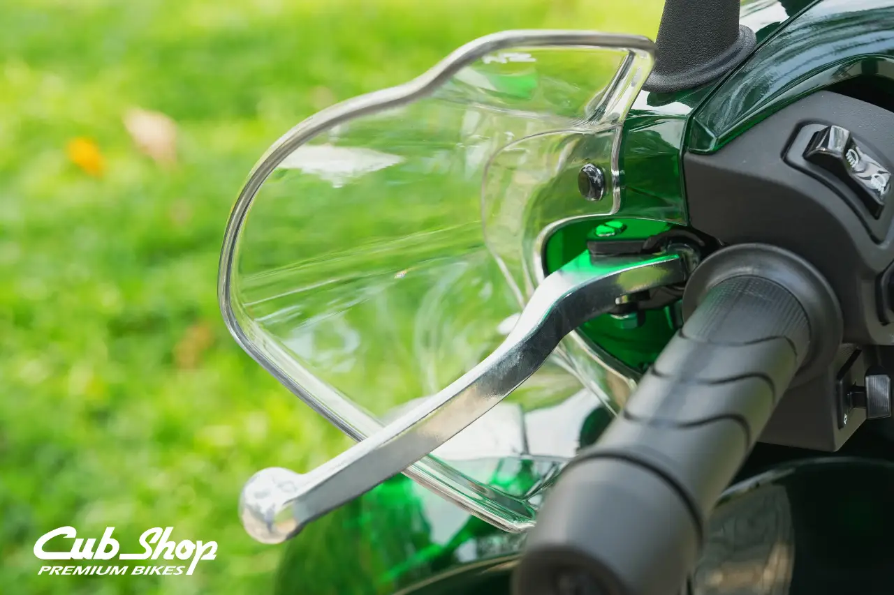 Mua xe Honda SH Ý Vetro – phải có 3 món phụ kiện này kèm theo cho sức khỏe của bạn