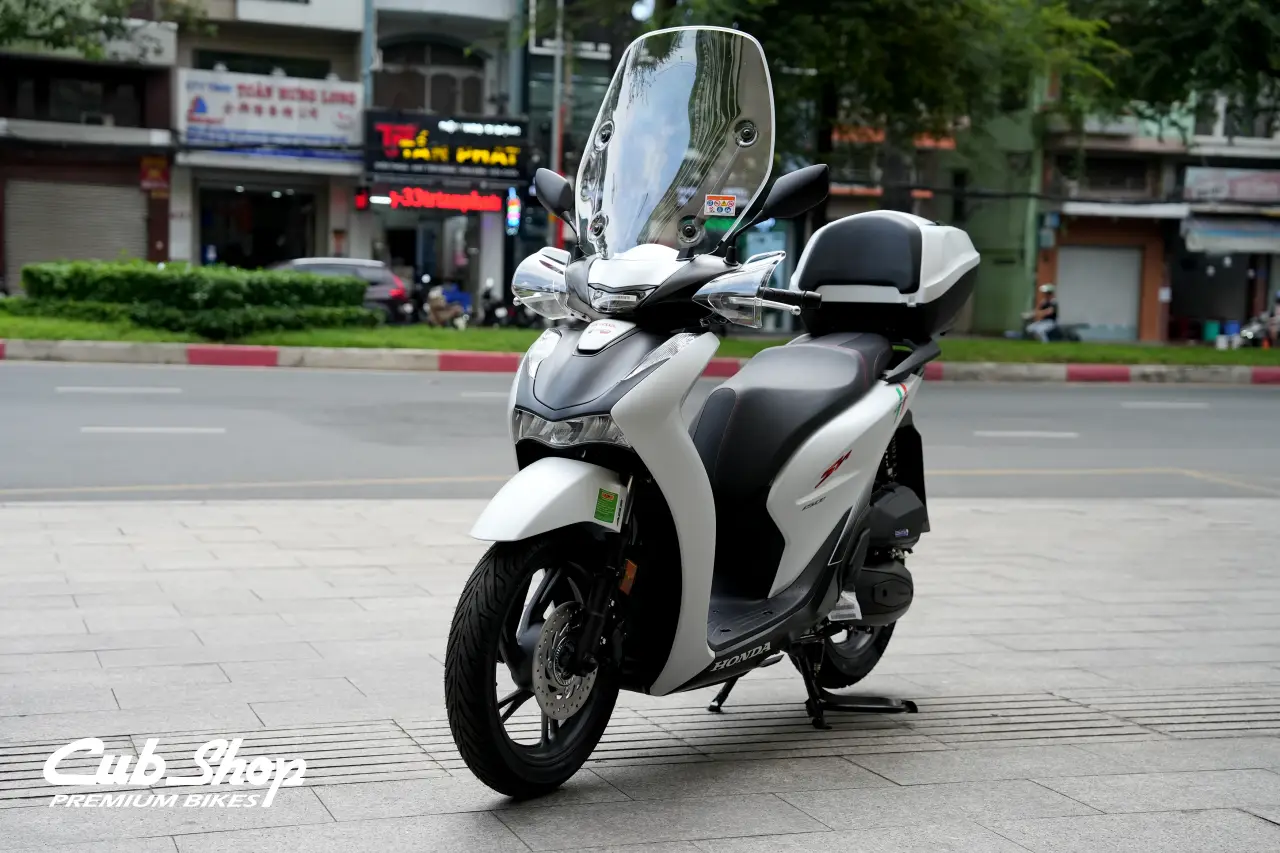Honda SH Ý Limited Edition đang là tâm điểm của giới chơi xe