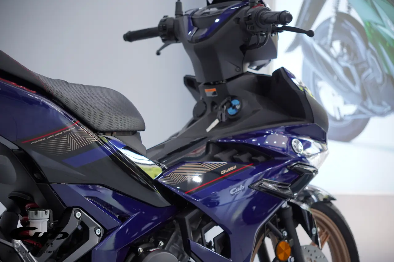 Yamaha Y15ZR SE