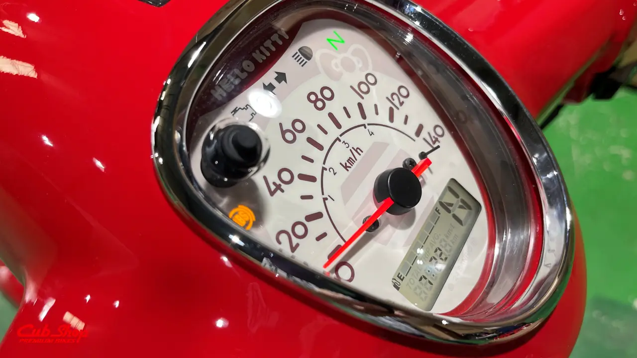 Honda Super Cub Hello Kitty 110cc – Biểu Tượng Phong Cách Hiện Đại