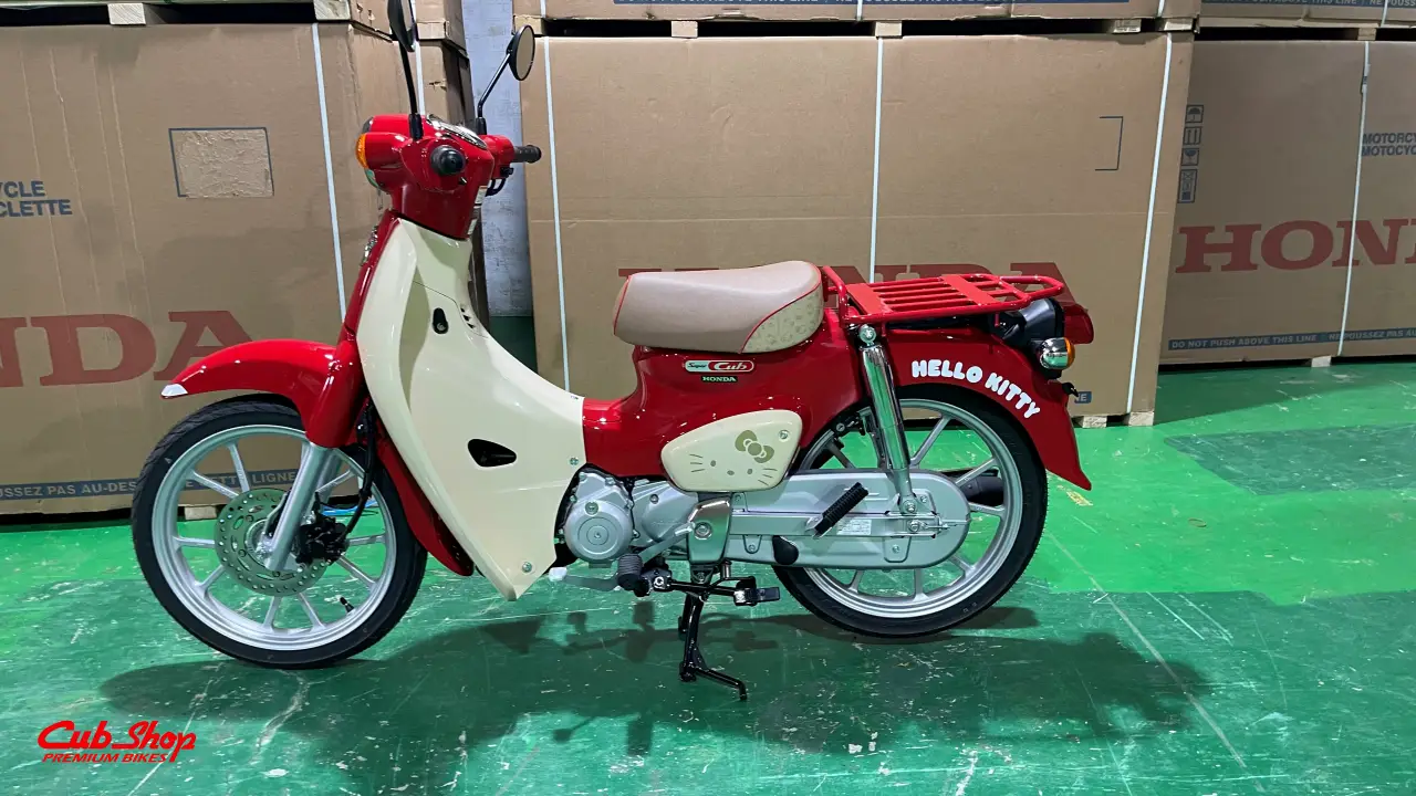 Honda Super Cub Hello Kitty 110cc – Biểu Tượng Phong Cách Hiện Đại