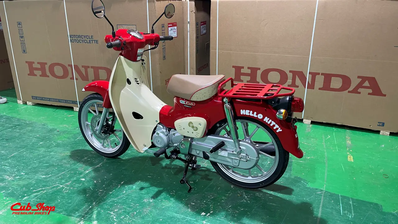 Honda Super Cub Hello Kitty 110cc – Biểu Tượng Phong Cách Hiện Đại