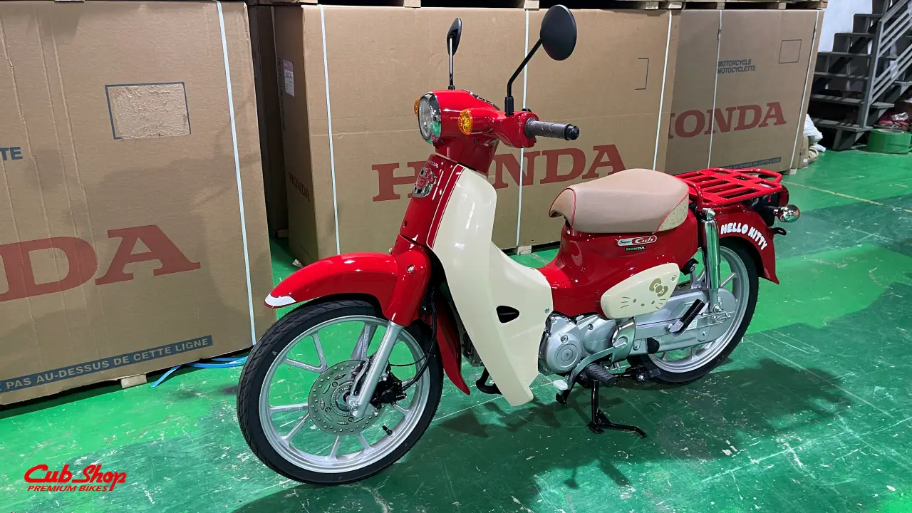 Honda Super Cub Hello Kitty 110cc – Biểu Tượng Phong Cách Hiện Đại