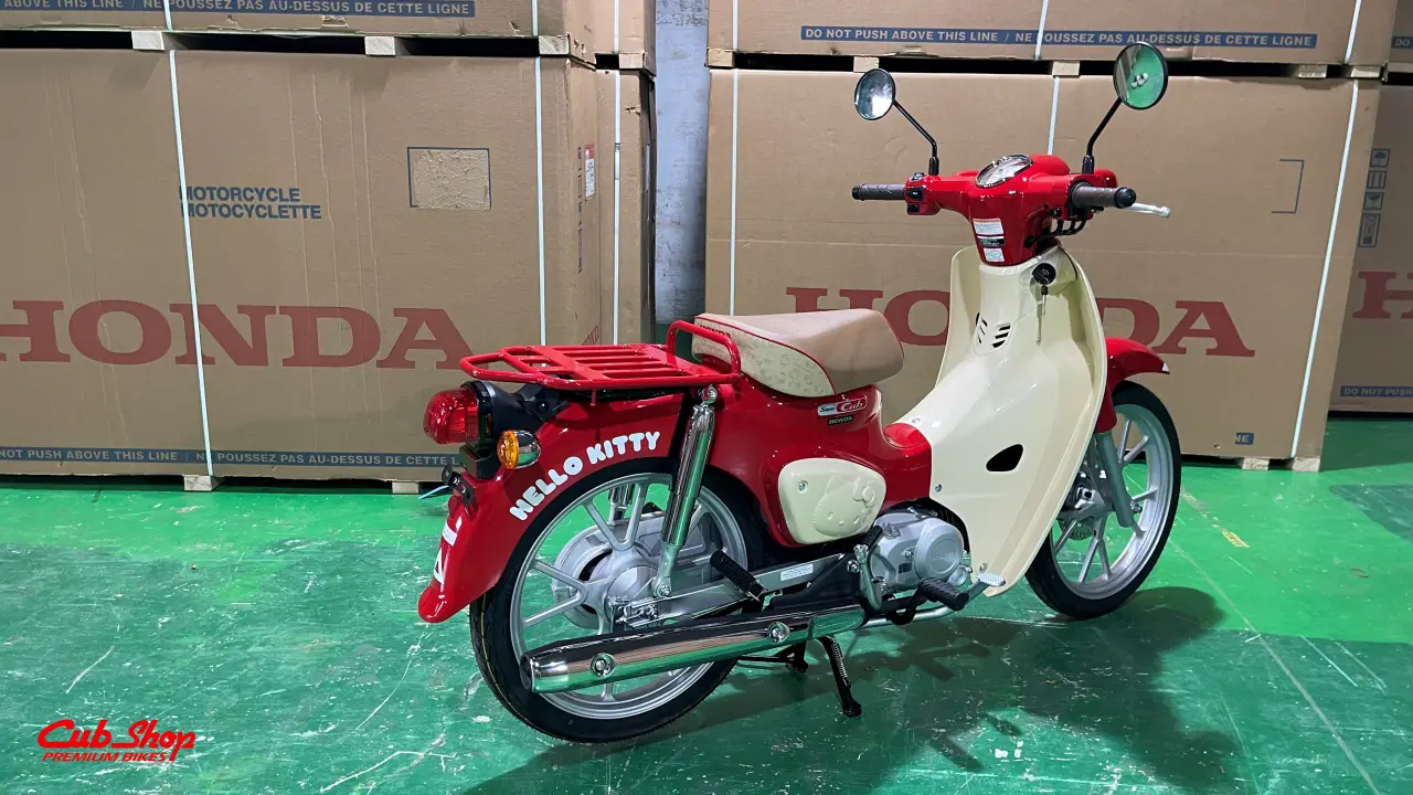 Honda Super Cub Hello Kitty 110cc – Biểu Tượng Phong Cách Hiện Đại