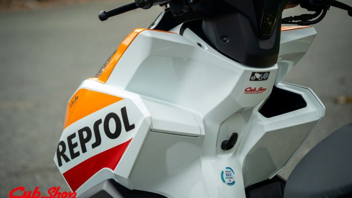 Honda Vario 160 Repsol Edition