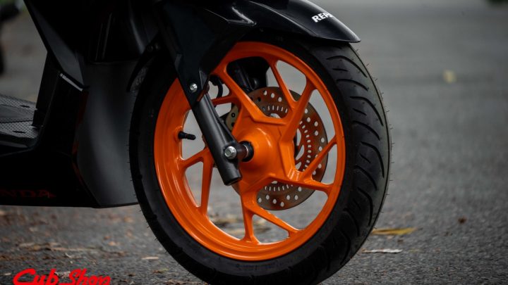 Honda Vario 160 Repsol Edition